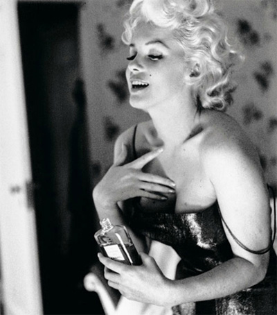 Marilyn Monroe Chanel No.5